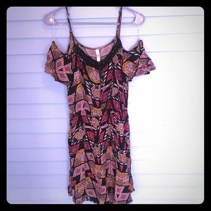 2 for $15/ Paisley cold shoulder dress Xhilaration